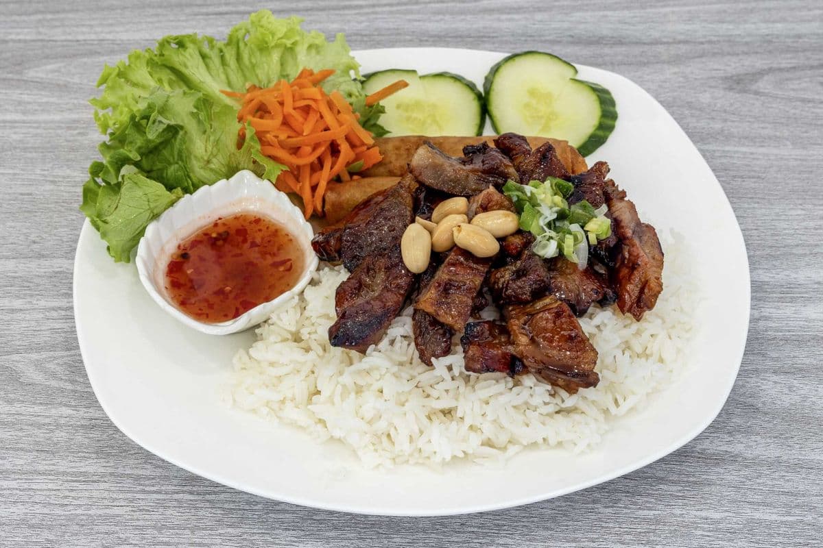 37. Korean Style BBQ Pork with Pork Spring Roll (2 pcs) Entree