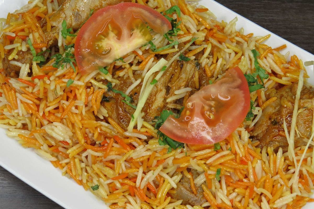 Hyderabadi Chicken Biryani (Spicy)
