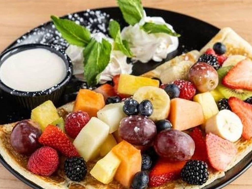 Crêpe aux fruits frais / Fresh Fruits Crepe