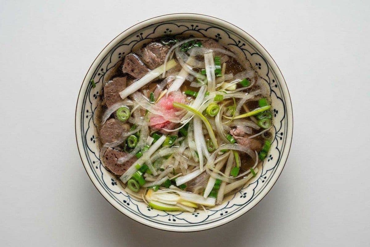 2. Pho Nam Bo Vien