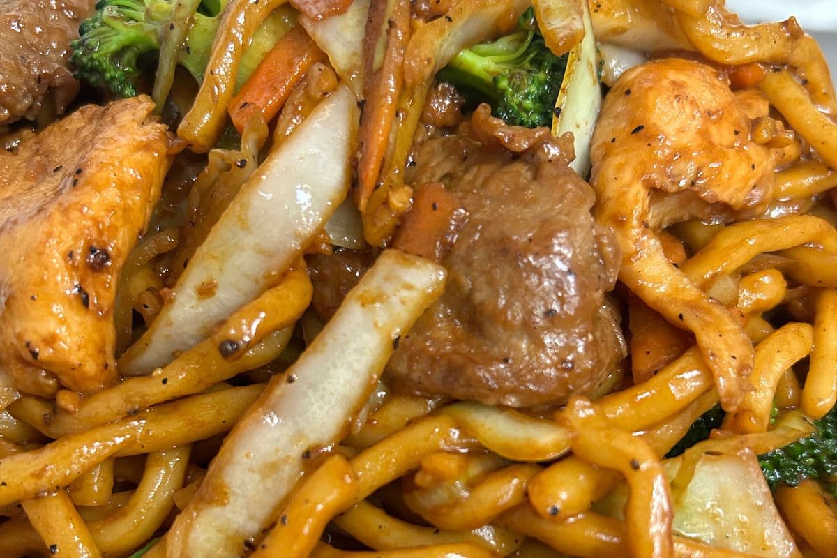 72. House Special Fried Noodles