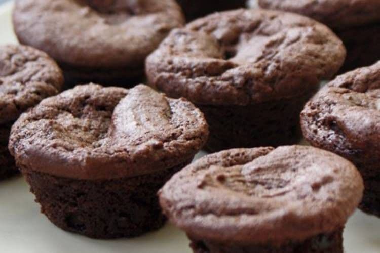 6 PCS X FS CARES BROWNIE