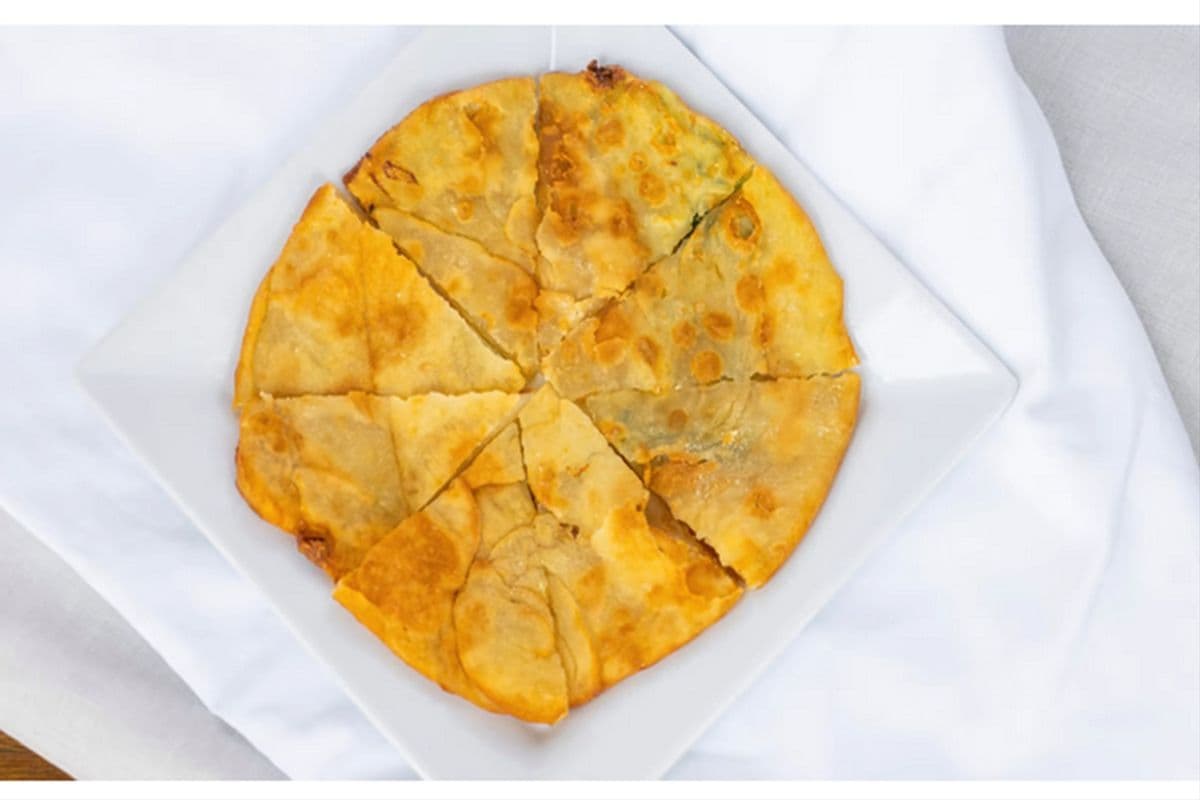 Green Onion Pastry 葱油饼