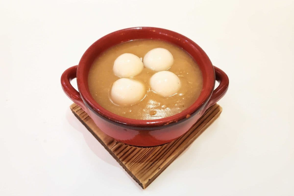 Peanut Soup + Black Sesame Sticky Rice Ball