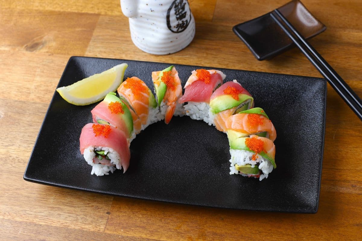 Rainbow Roll (8 Pcs)