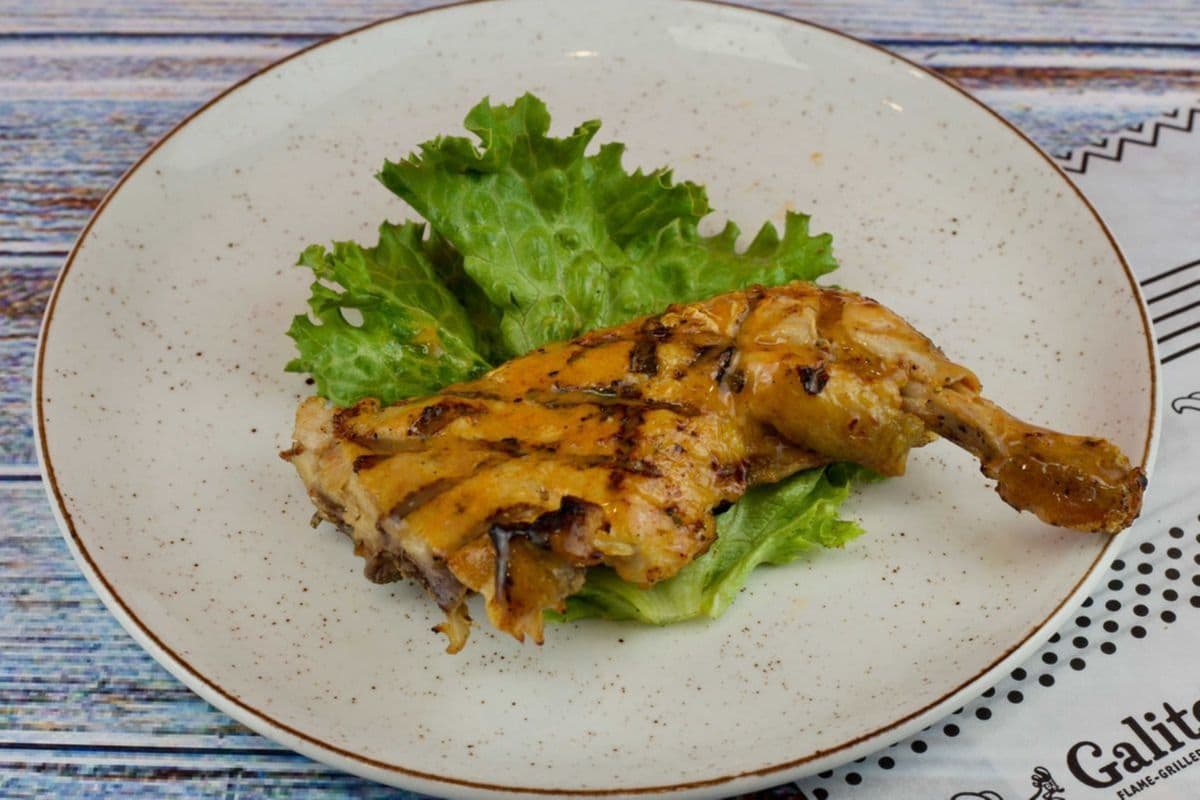 Quarter Chicken Leg with One Regular Side