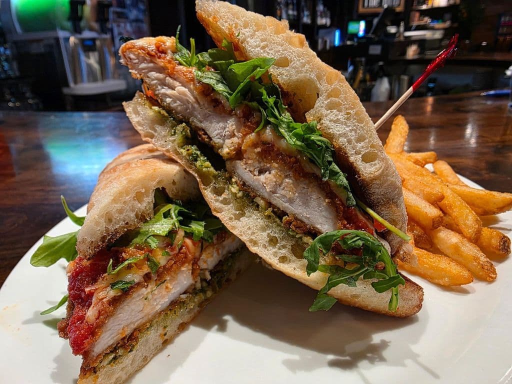 Chic Parm sand