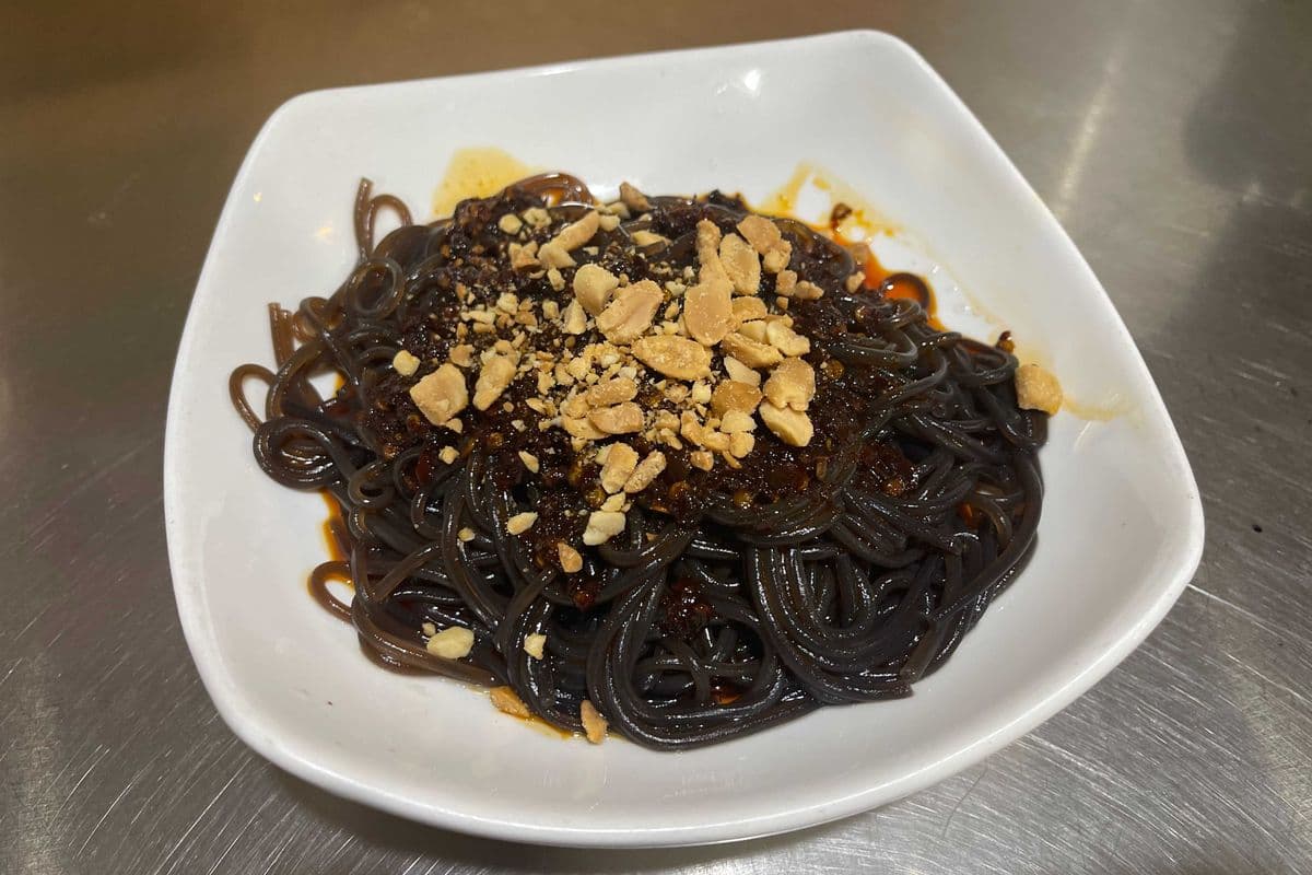 A8. Fern Root Powder Noodle Salad (凉拌麻辣蕨根粉)
