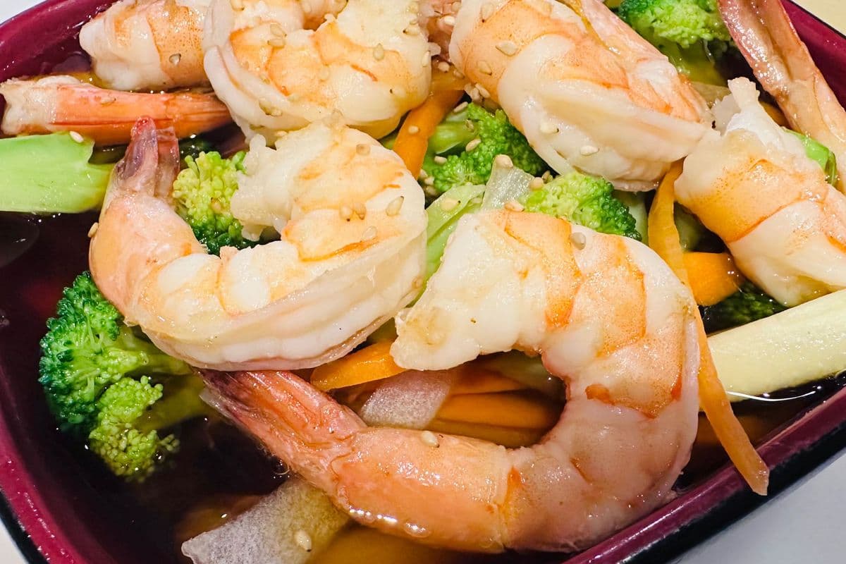 P11.Shrimp Udon Soup