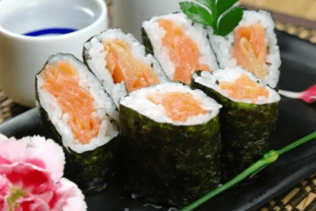 Smoked Salmon Roll