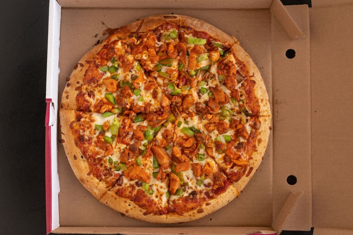 16" Large New York-Style BBQ Chicken Pizza