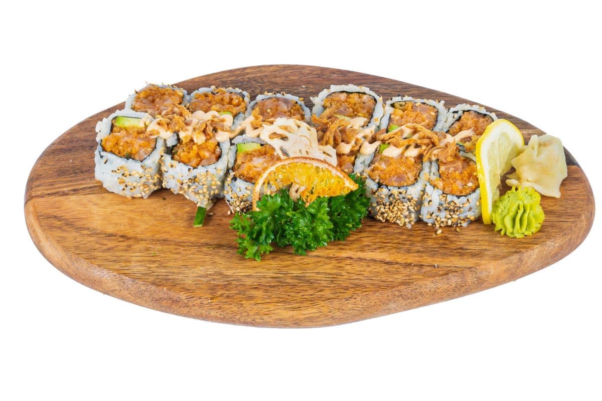 Spicy Salmon Roll (12 pcs)