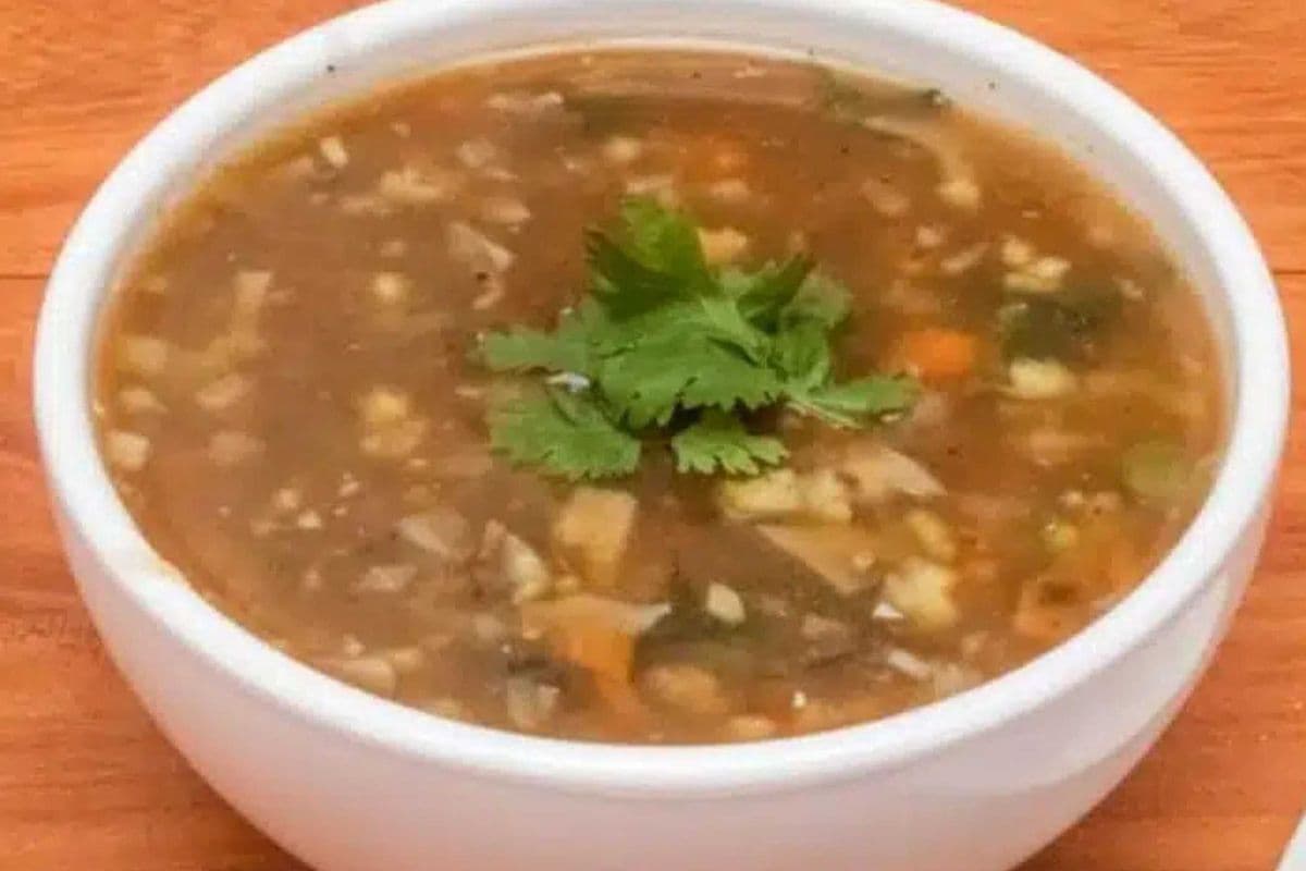 Hot and sour soup (full serving)