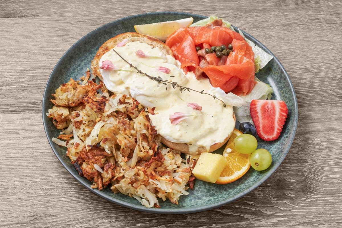 Salmon Benedict