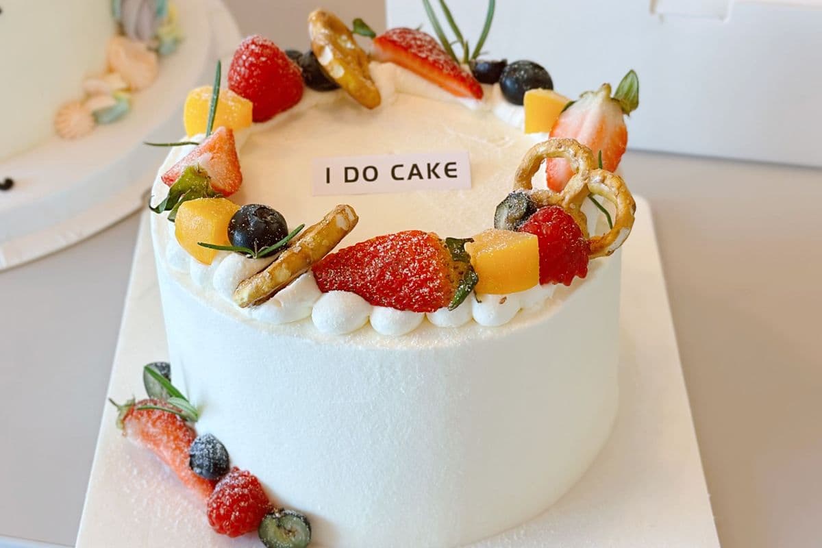6"Birthday cake (inch)