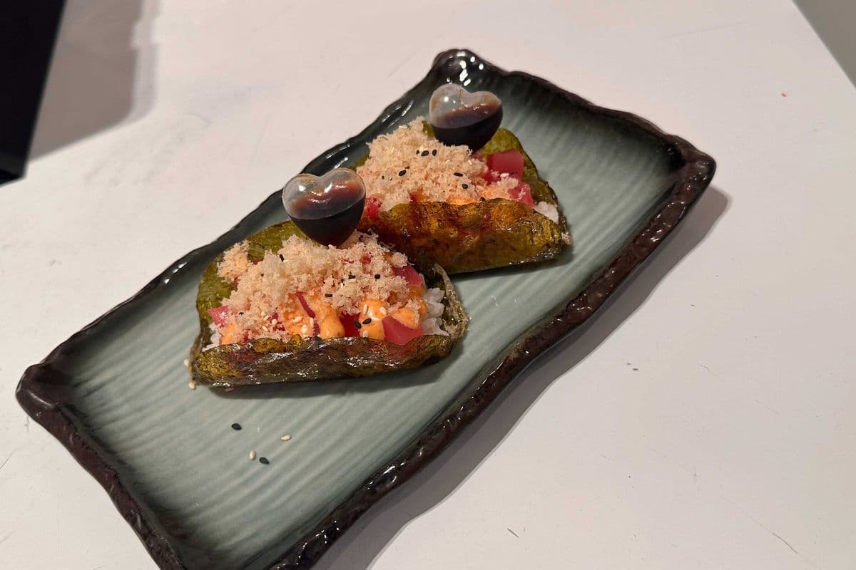 Maguro( Tuna) taco