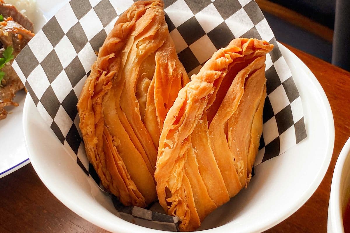 Curry Puff (2 BIG Pcs)