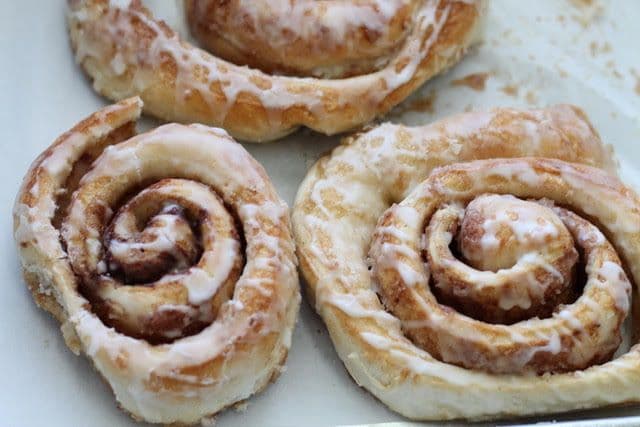 Jumbo Cinnamon Buns (Famous)