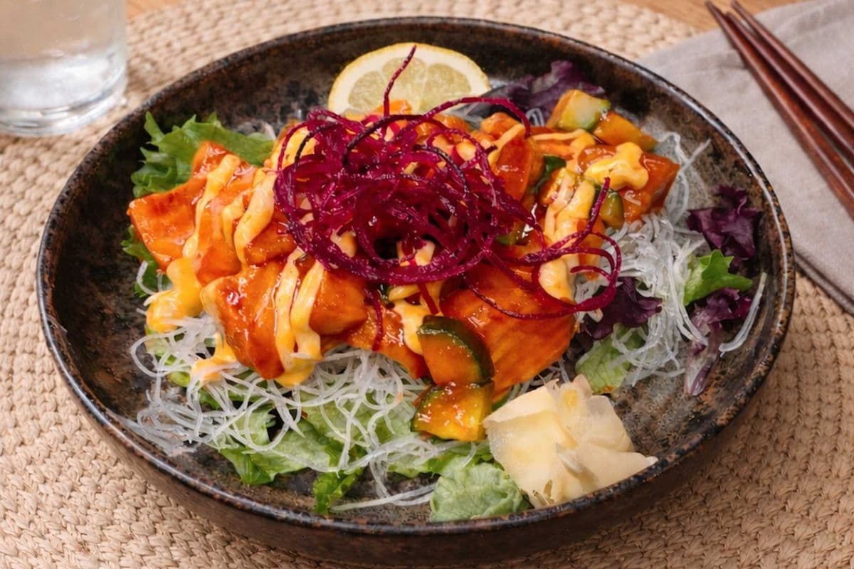 Spicy Salmon Sashimi