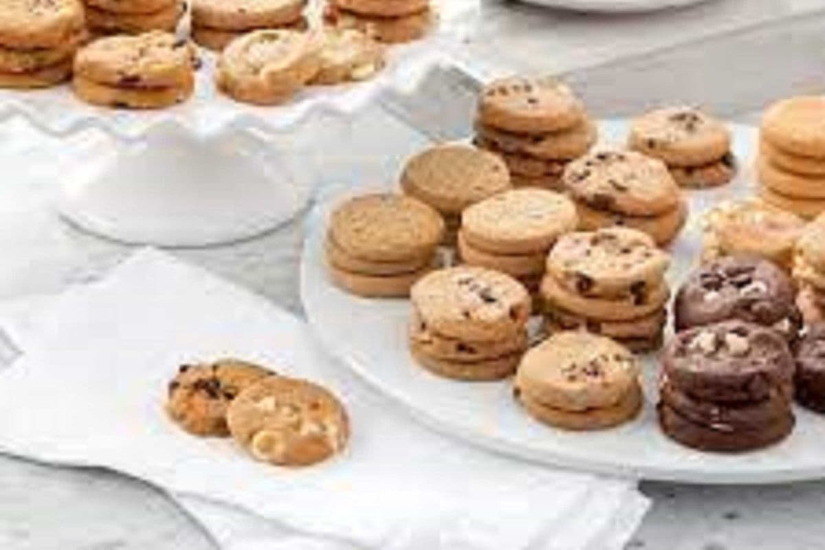 Half Dozen Cookie Nibblers