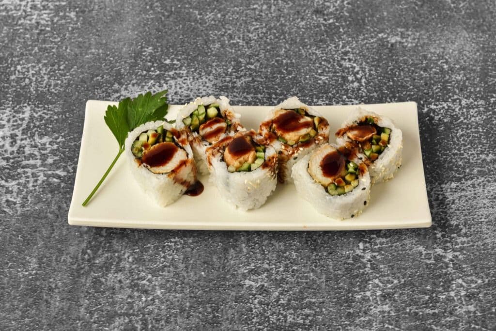M2. Crispy Chicken Roll (6 pcs)