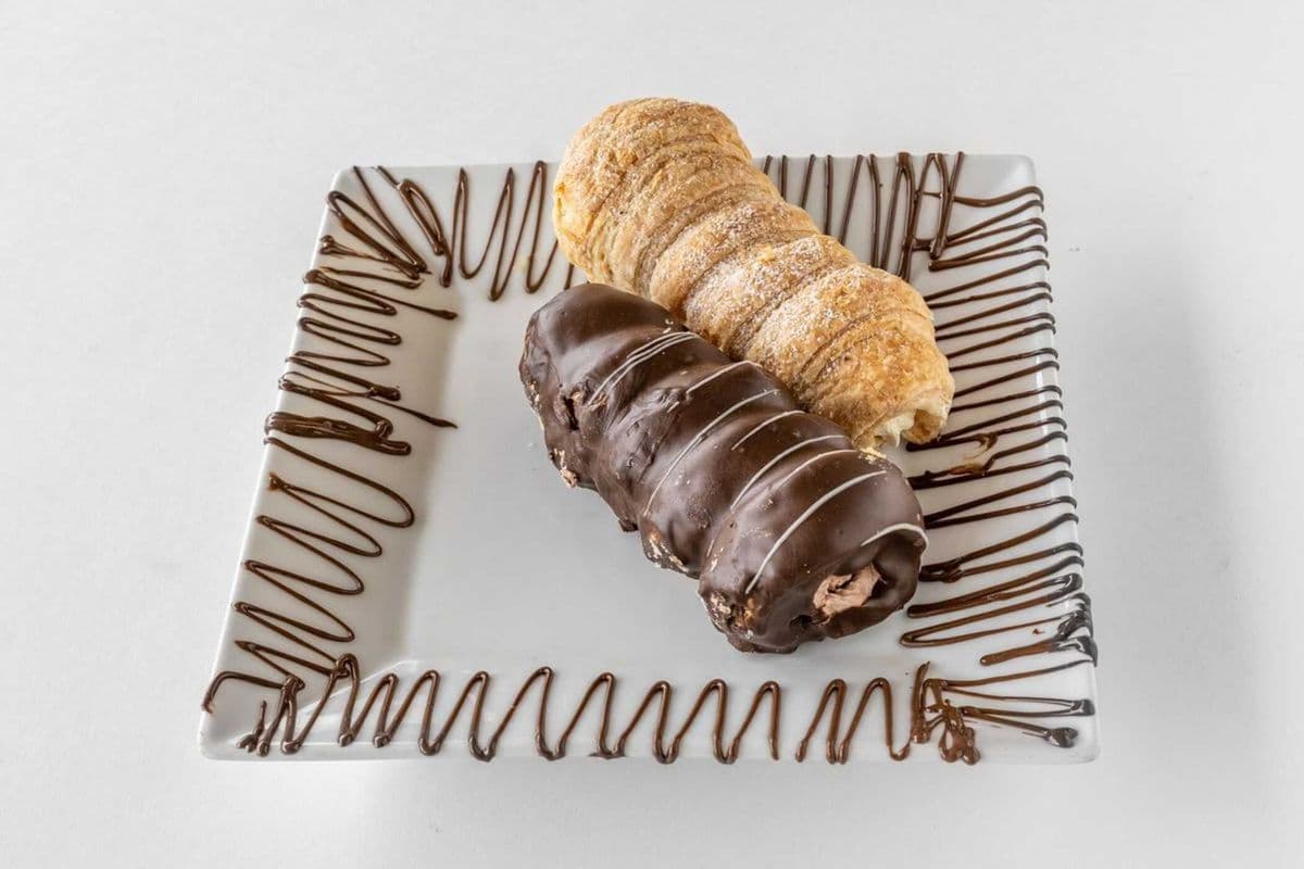 Chocolate Cream Rolls