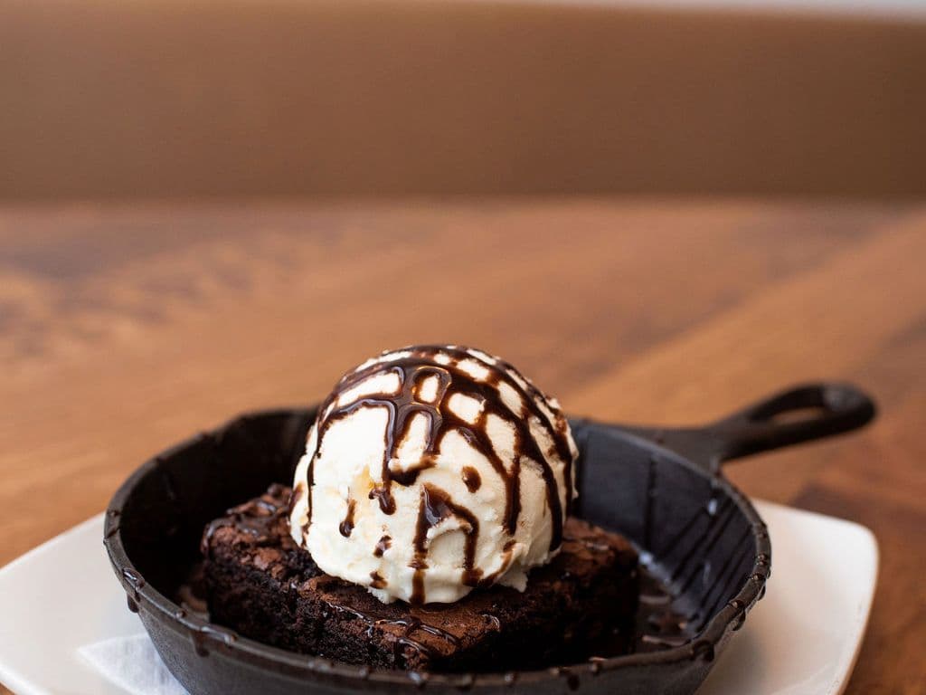 OOEY GOOEY BROWNIE
