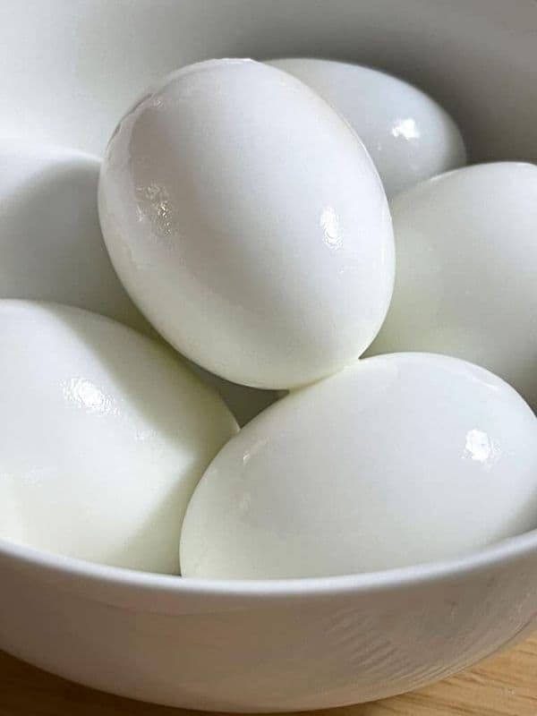 Boiled Egg / Œuf bouilli
