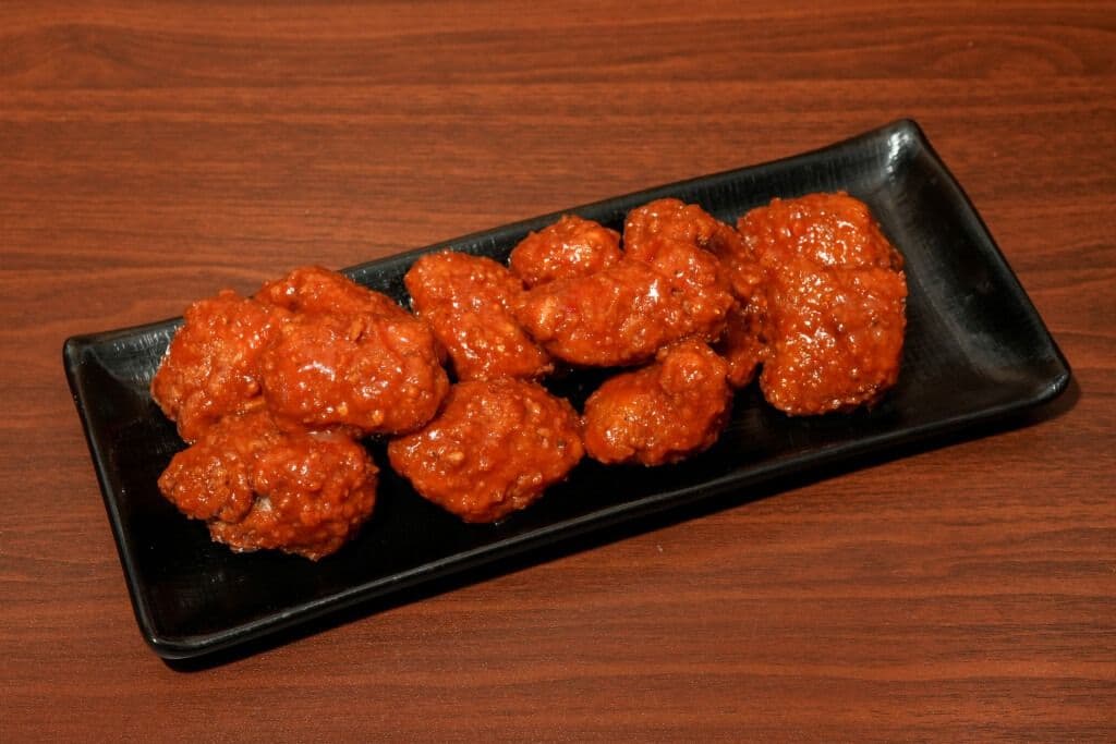 Boneless Chicken Wings (1 lb)