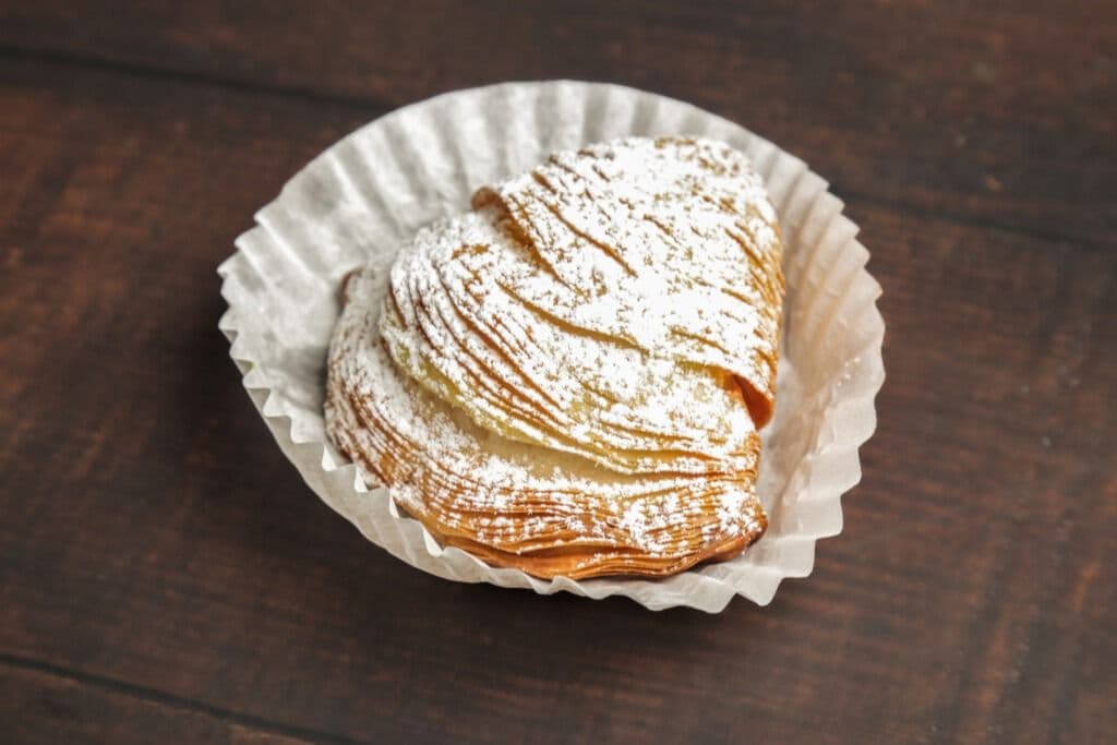 Sfogliatella: croustillante "Feuilletée" / Sfogliatella: Crispy "Feuillete"