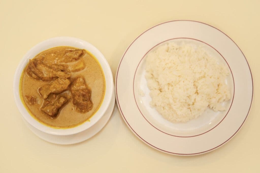 Beef Brisket Curry with Rice (咖哩牛腩飯)
