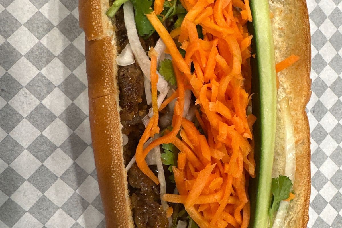 3. Lemongrass Chilli Beef Submarine (Spicy)