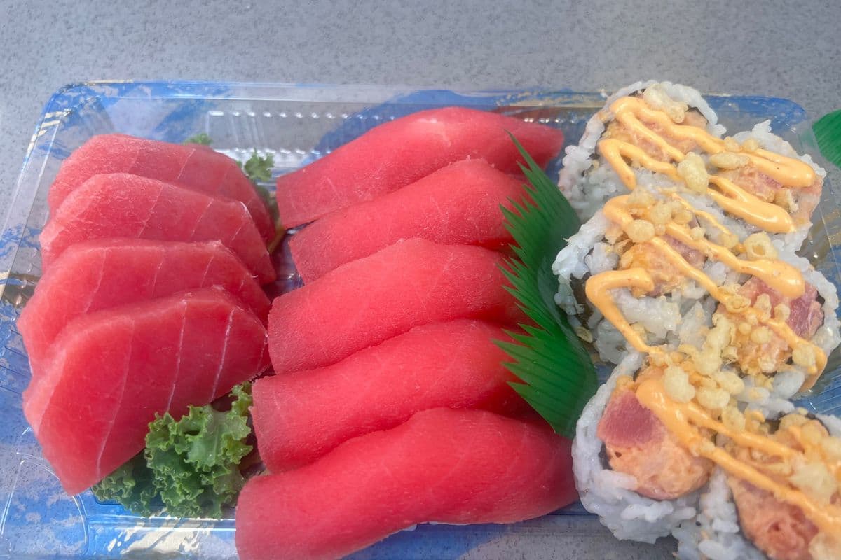 Tuna Lover Combo (15 pcs)