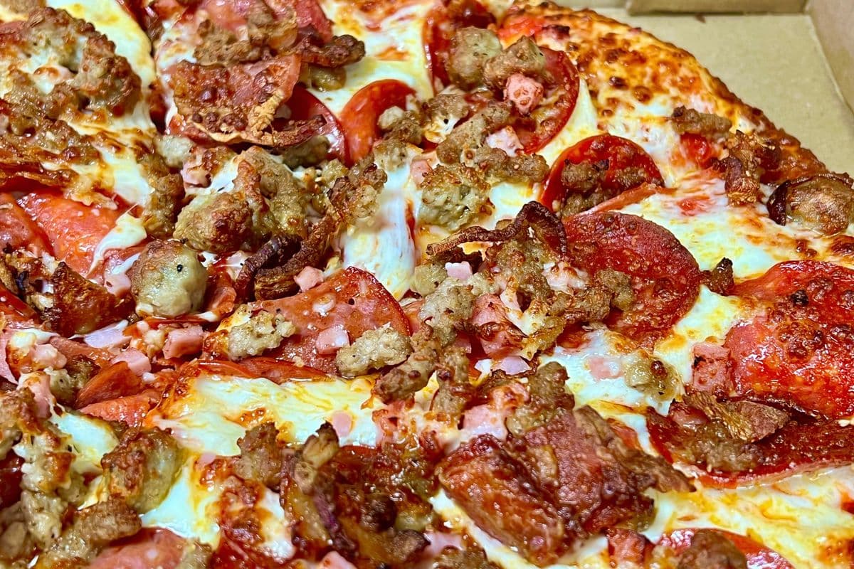 12" Medium Regino's Deli Pizza