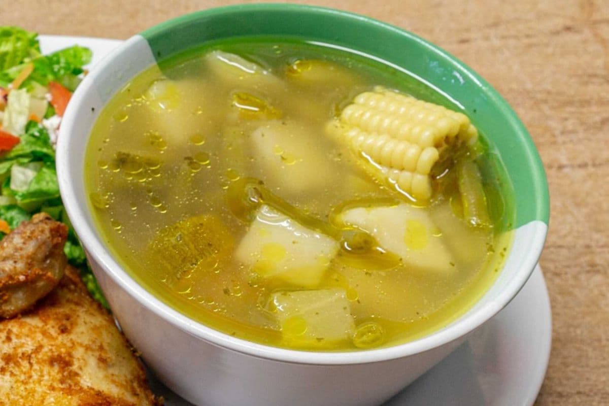 Salvadoran Chicken Soup (Sopa de Pollo)
