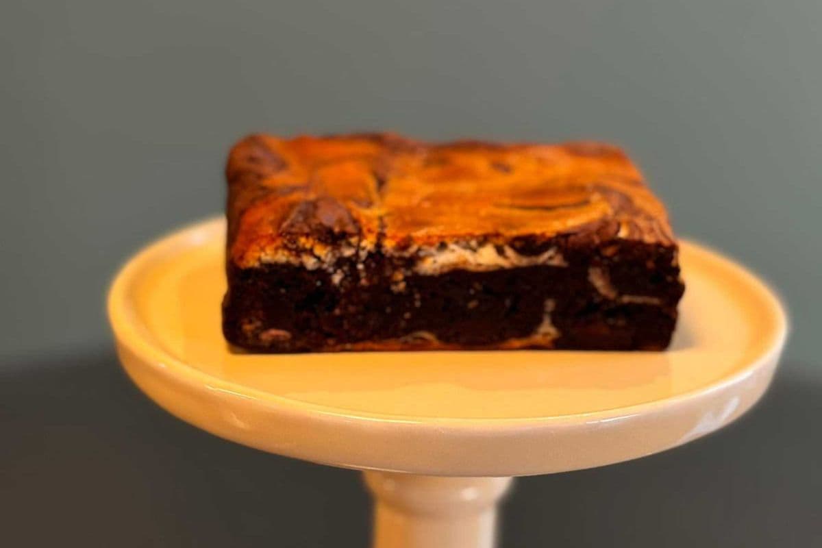 Fudge Cheesecake Browni