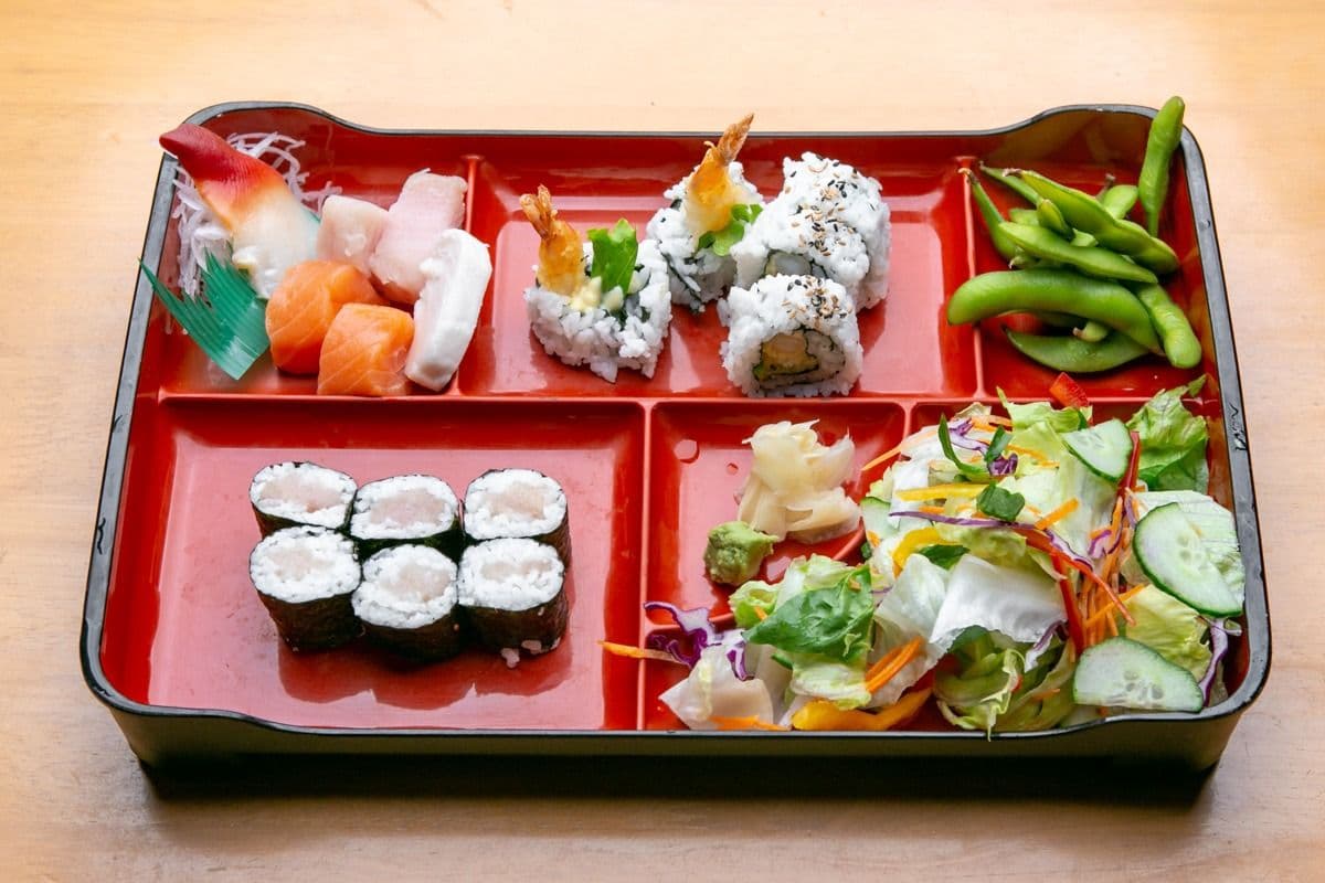 Special Maki