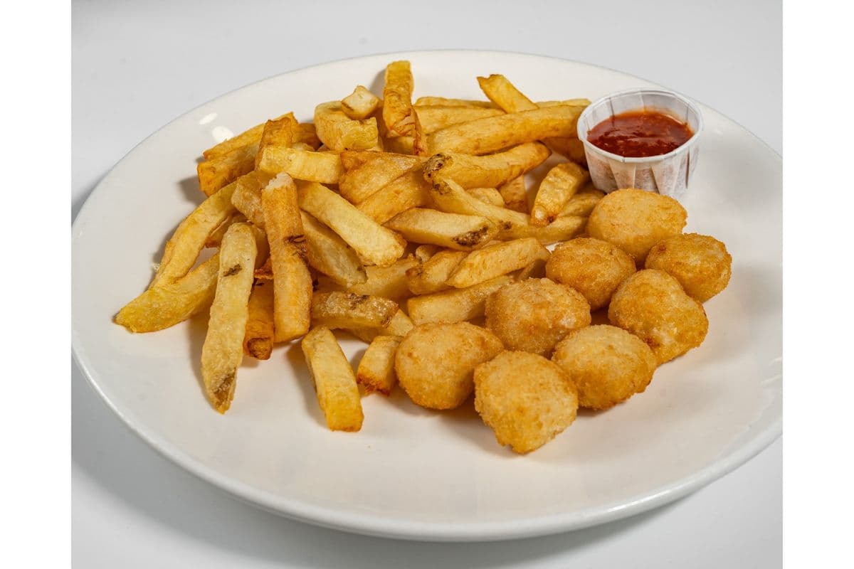 Breaded Scallops (8 pcs) and Chips