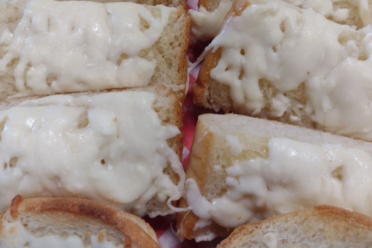 Jo’s Cheesy Garlic Bread