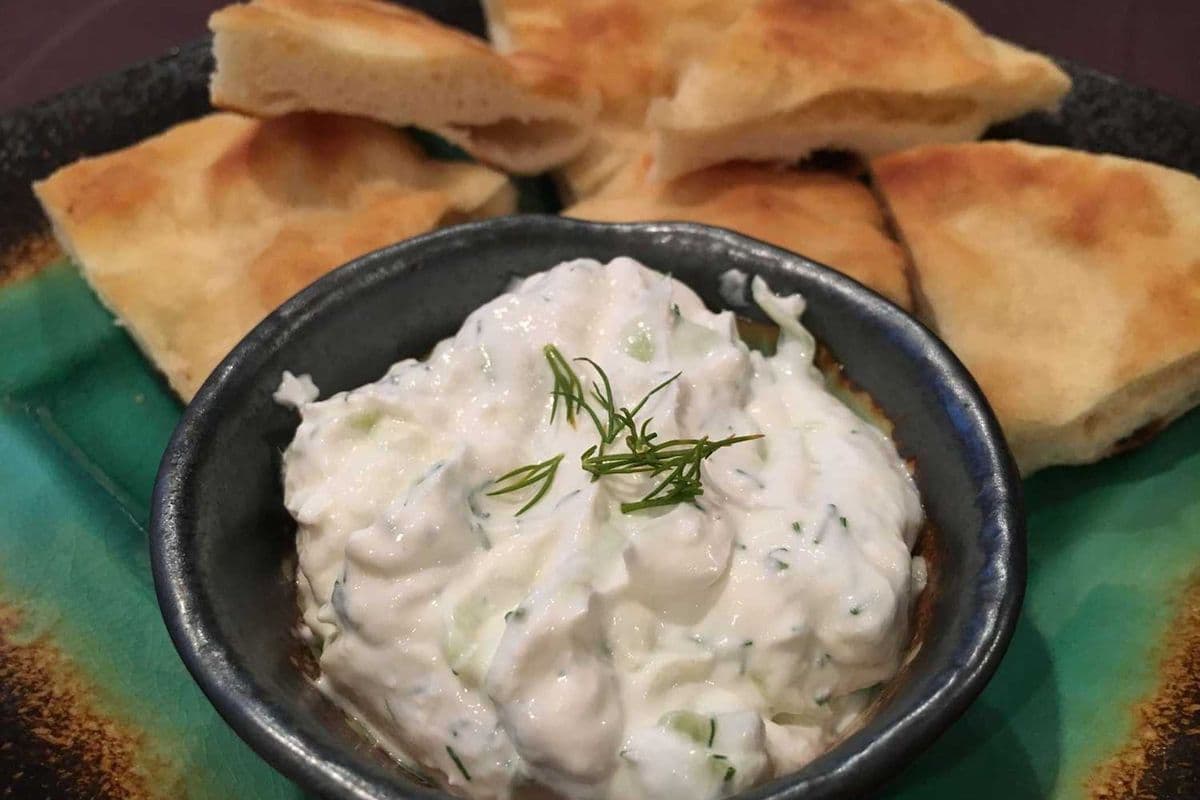 Pita & Tzatziki