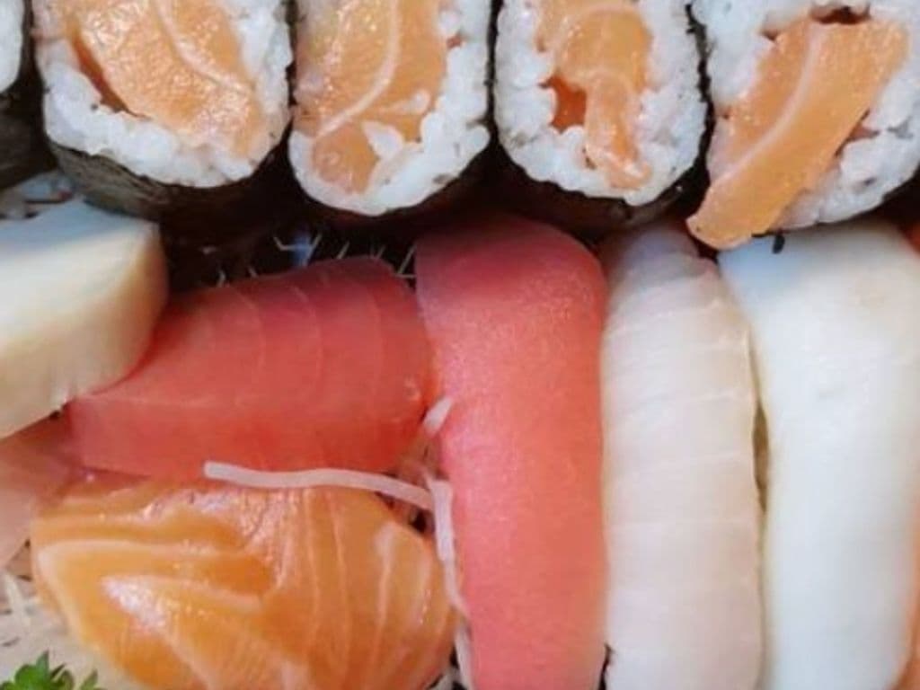 Sushi Tokyo (18pcs)