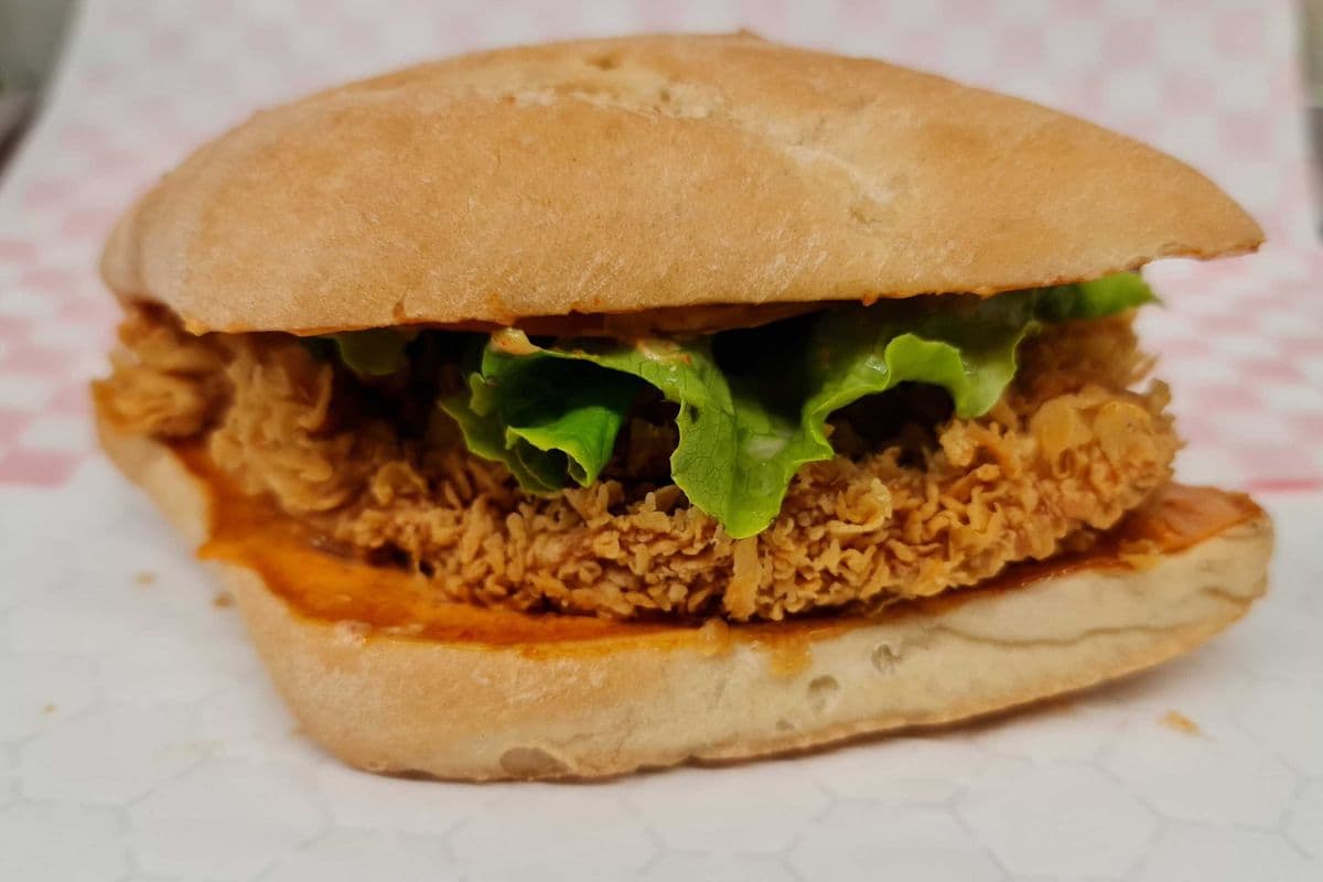 Deluxe Chicken Sandwich