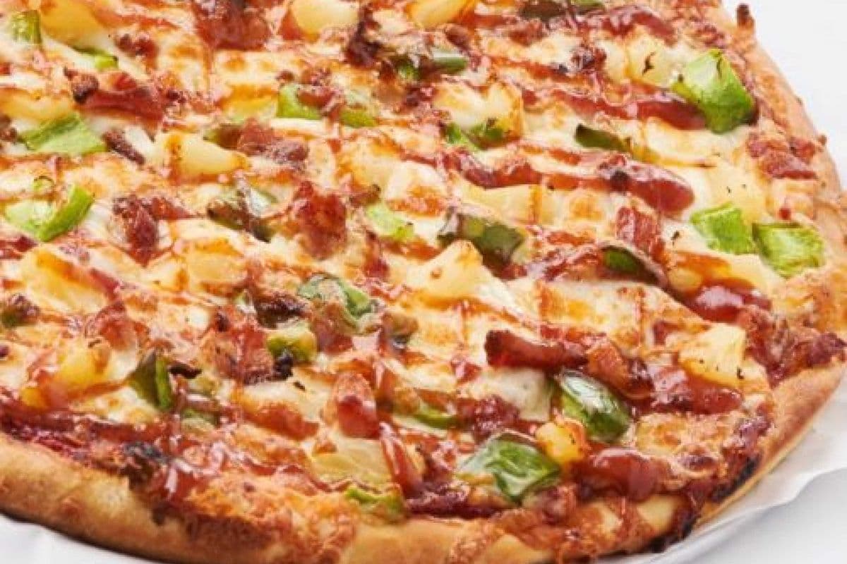 11" Medium BBQ Chicken Combo Pizza