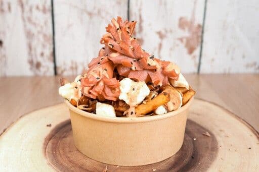Poutine saucisses