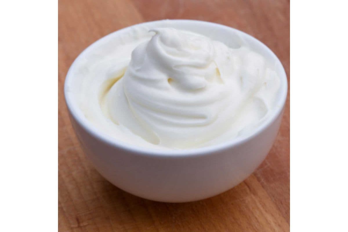 Sour Cream (Crema)