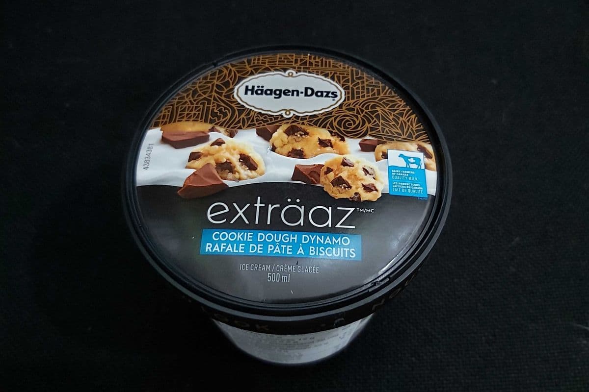 Häagen-Dazs exträaz rafale de pâte à biscuits / Cookie Dough Dynamo