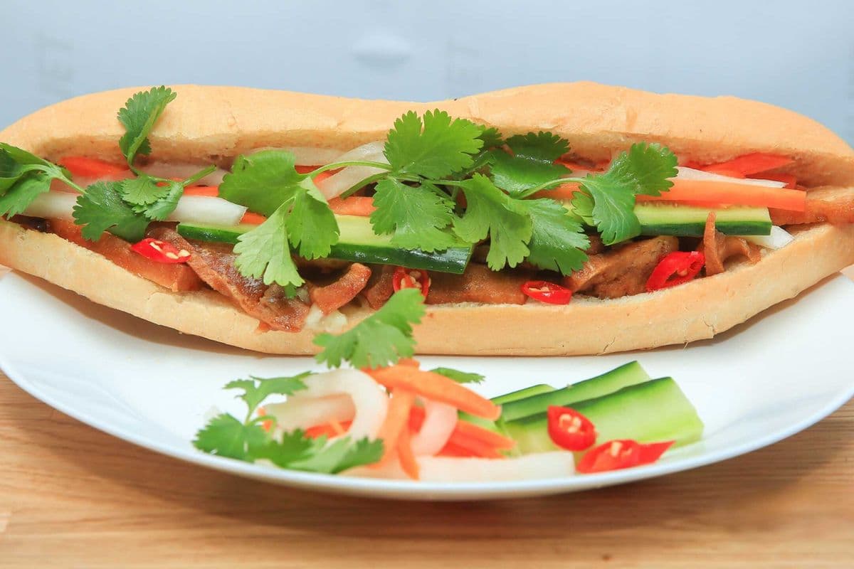 11. Tofu Sandwich - Bánh Mì Chay Đậu Hu