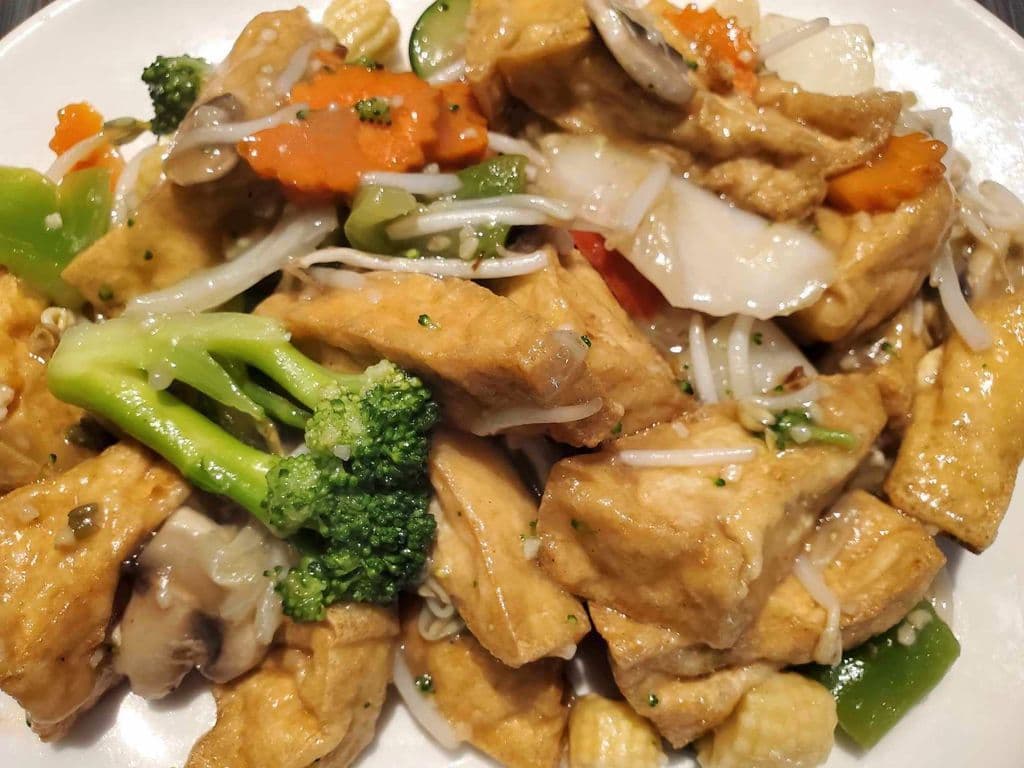 Deep fried Tofu with Garlic Sauce