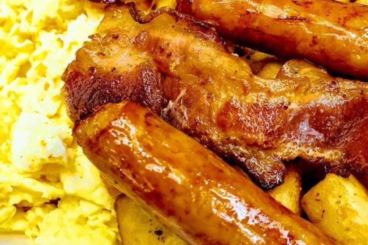 Sausage (4 pcs)