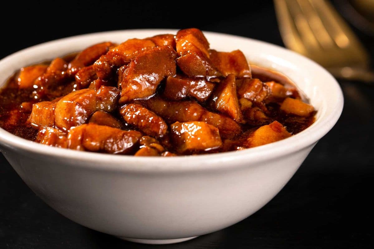 传统红烧肉盖饭 traditional braised pork rice bowl